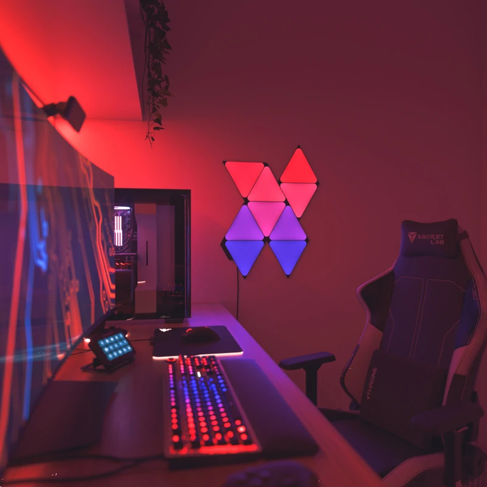 Nanoleaf RGBW Üçgen Duvar Aydınlatma