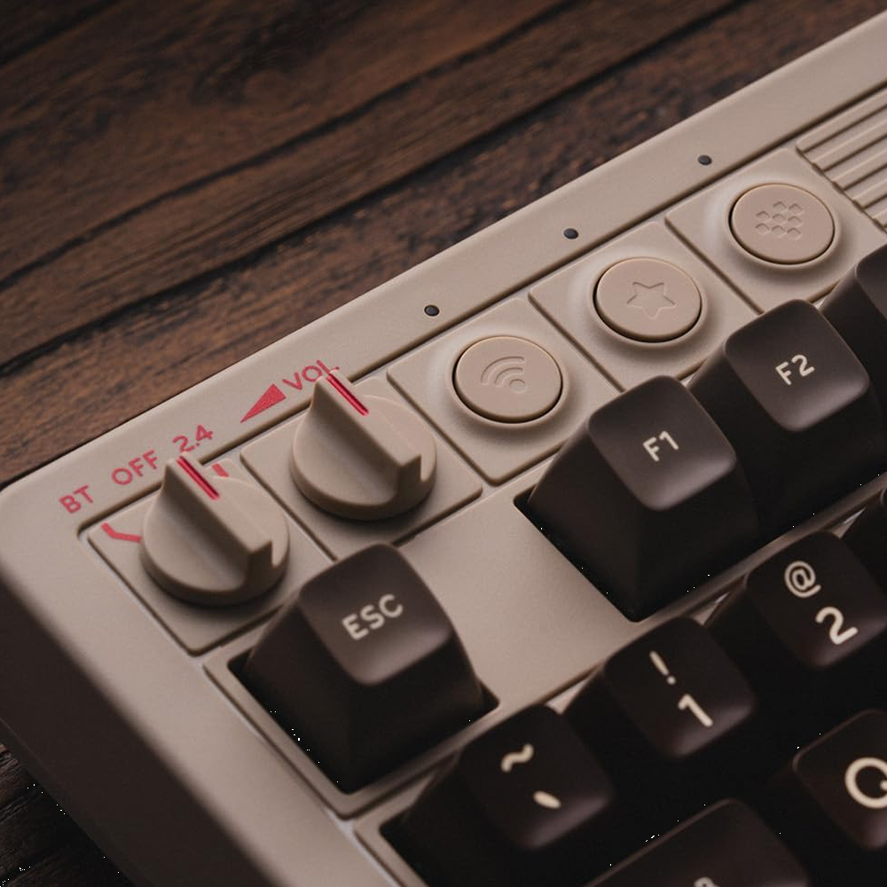 8BITDO Retro C64 Edition Kailh Box White Switch Hot Swap RGB Mekanik İngilizce Kablosuz Gaming Klavye