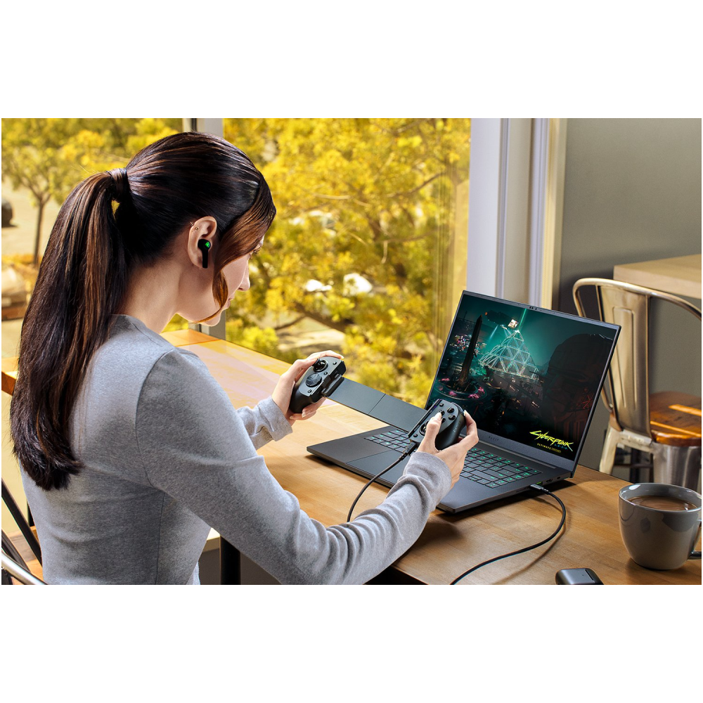 Razer Kishi V3 Pro XL Kablolu Gamepad