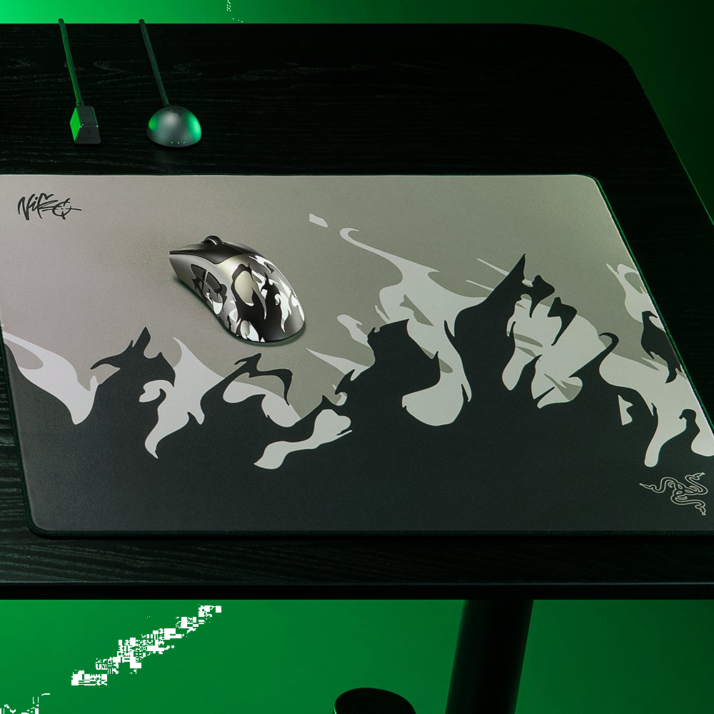 Razer Gigantus V2 Pro Large Niko Edition Gaming Mouse Pad