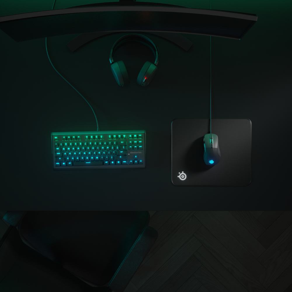 SteelSeries Qck Edge Medium Gaming Mouse Pad