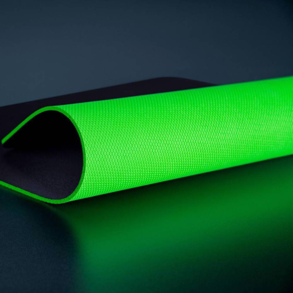 Razer Gigantus V2 Medium Gaming Mouse Pad