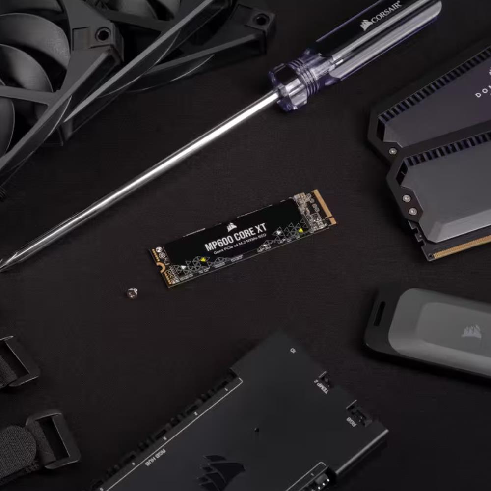 CORSAIR 1TB MP600 CORE XT Gen4 M.2 2280 SSD (5000MB Okuma / 3500MB Yazma) 